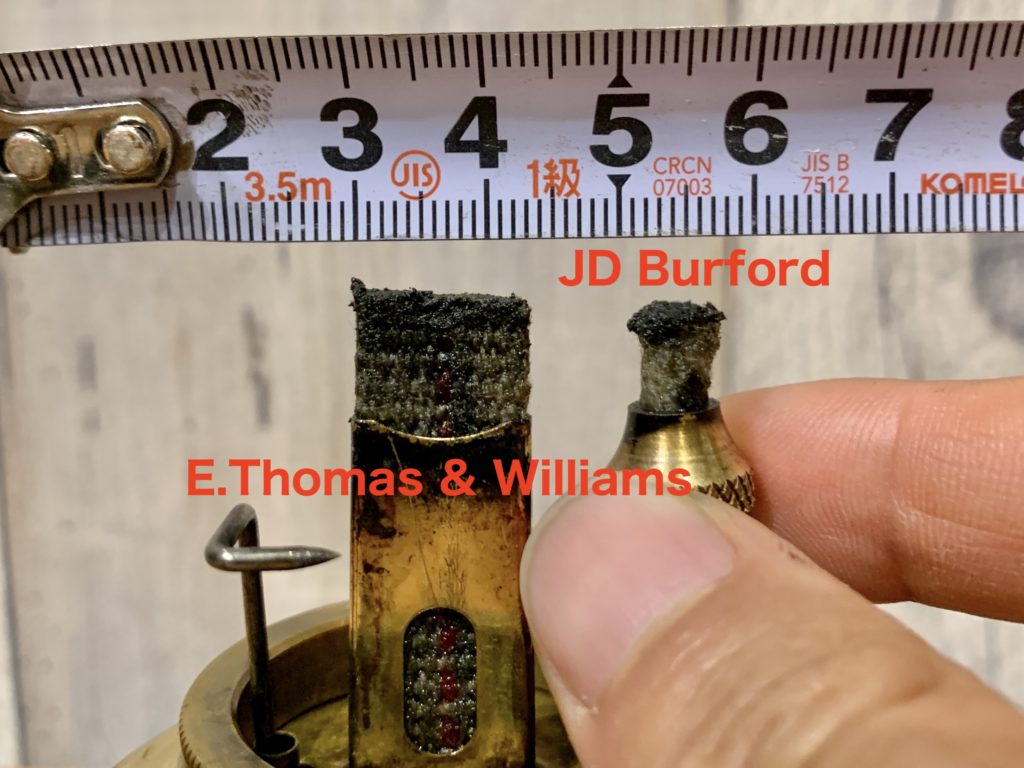 真鍮カンブリアンランタンE.Thomas & WilliamsとJD Burfordを徹底比較